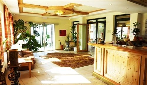 Airport-Hotel Fortuna Lautzenhausen Extérieur photo